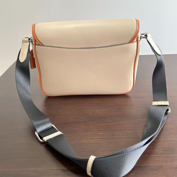 COACH Men's Monogram Racer Flap Messenger Bag, size 28 x 22.5 x 8 cm - Picture 4 of 9